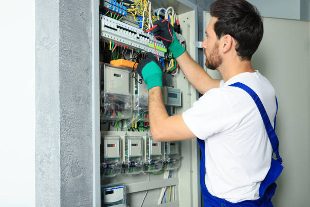 Best Commercial Electrician Services  in St Regis Park, KY